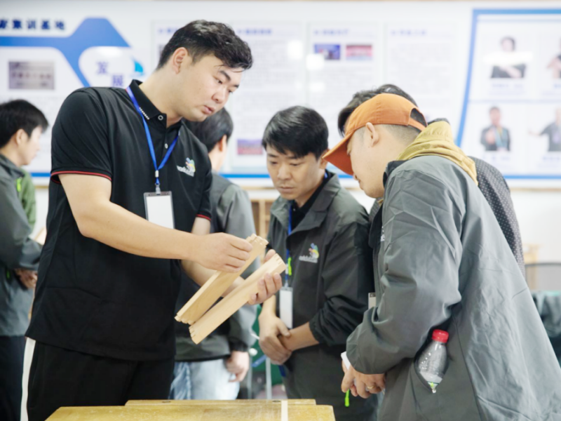 学校两名教师入选世界技能大赛中国技术指导专家组照片（2）.png