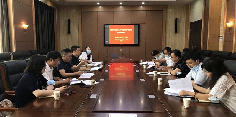 市园林绿化建管站领导来校洽谈技能等级认定贯通工作.jpg