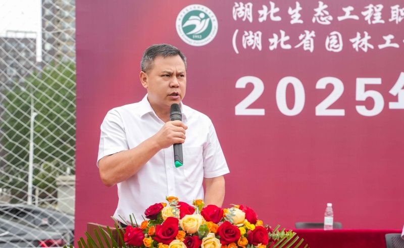 20250926中职开学典礼暨军训汇报表演43_副本.jpg