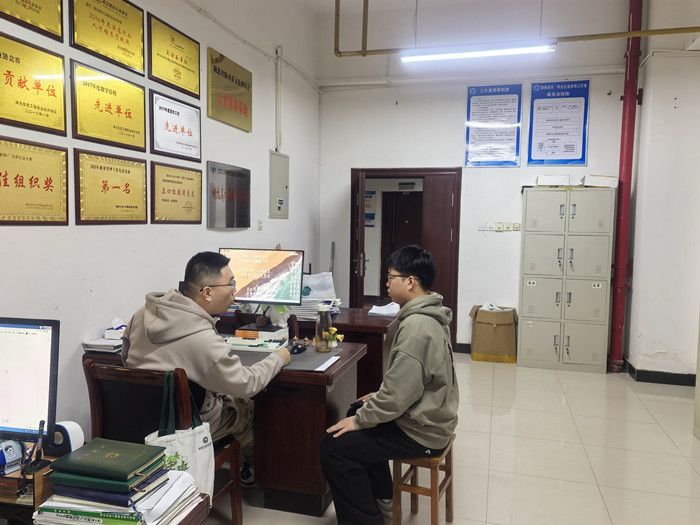 1764835982948926.jpg 1764835982948926.jpg