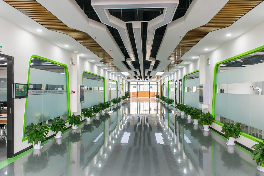 1774248592765358.png 人工智能学院跨专业综合实训中心.png